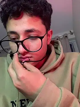 Adonibaskerville4 online show from February 3, 11:32 pm