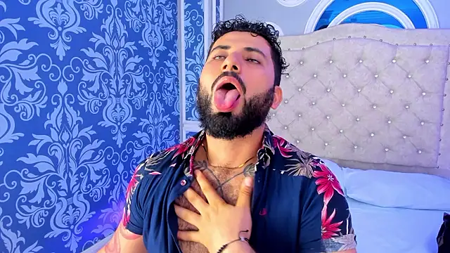 bear mao  online show from February 13, 11:37 am