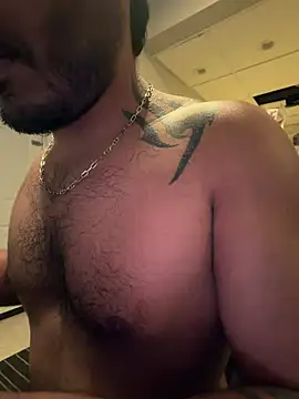 DaggerTie online show from April 2, 6:27 pm