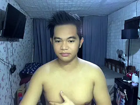 xxyourasianhotcum25xx online show from February 6, 1:13 am