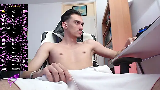 silasluxor online show from February 10, 9:36 am