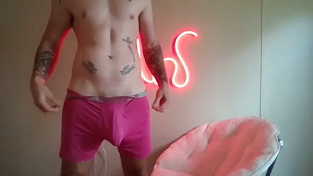 midnightsinz online show from March 26, 6:56 pm