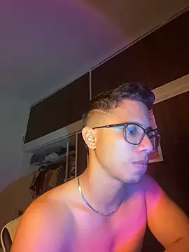 Gael Velaryx online show from April 6, 4:46 am