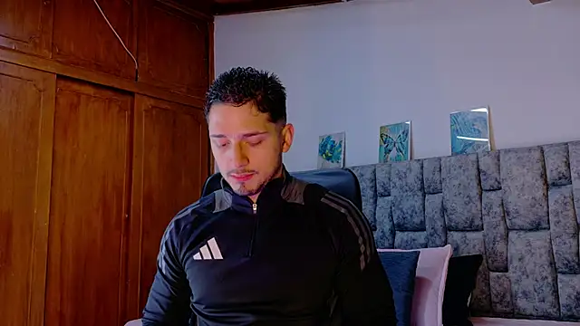 Snapshot of NICK_MOSS_ chatting on March 3, 10:55 am NICK MOSS online show from March 3, 10:55 am