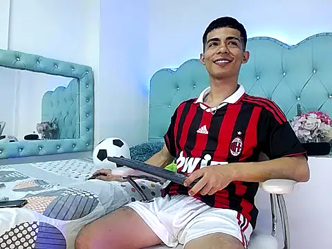 Apolo Richards online show from February 16, 8:51 pm