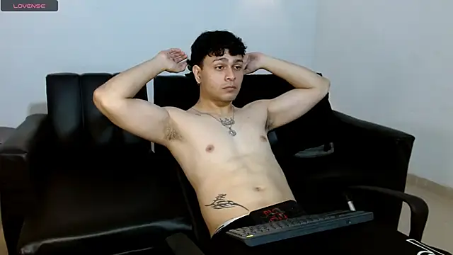 Philip Jons online show from April 9, 9:32 pm