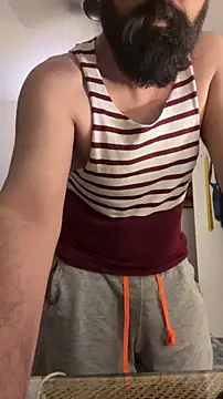 beerboy2222 online show from May 1, 8:00 pm