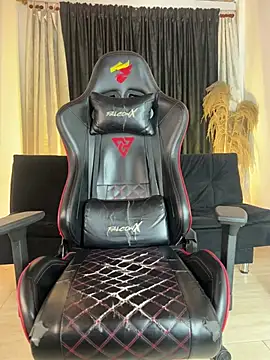 Benjii Carter1 online show from April 8, 4:57 am