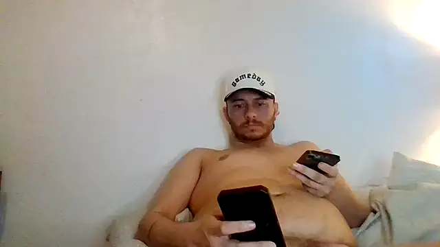 Tallhungandcloudy online show from March 18, 6:33 pm