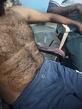 Tinku 1324 online show from February 13, 3:28 pm