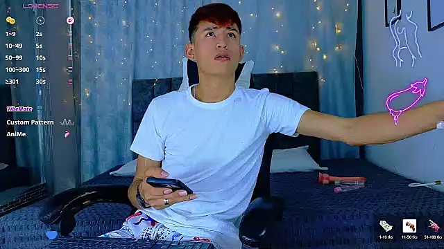 NicolasTorrez online show from April 4, 9:56 pm