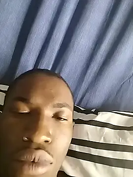 Breezyvikky online show from August 8, 11:23 pm