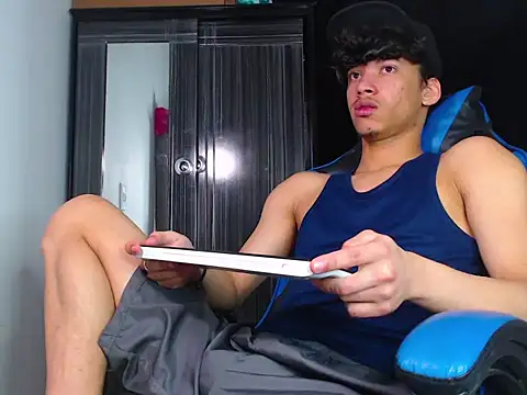 Lyam Russo online show from February 26, 7:04 pm