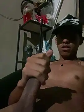 Alee 2005 online show from March 3, 6:21 am