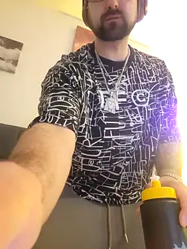 LargeLith online show from March 10, 9:10 pm