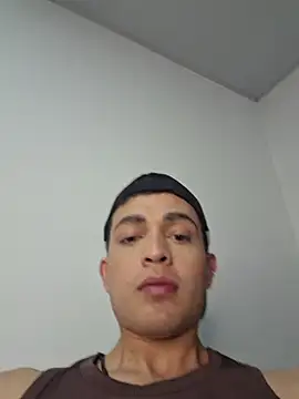 NewYoungHot online show from March 5, 9:22 pm