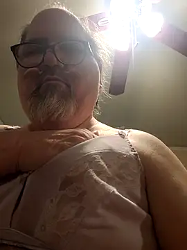 puto jefe online show from April 1, 6:27 pm