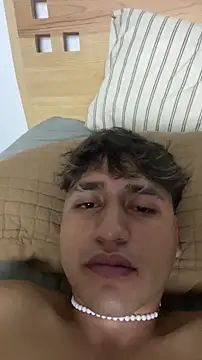 Alejandroml2 online show from July 7, 10:52 am