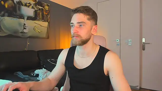 Dexter Raze online show from April 2, 10:28 pm