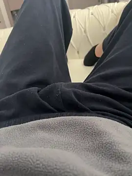 frenk33 online show from February 27, 12:39 pm