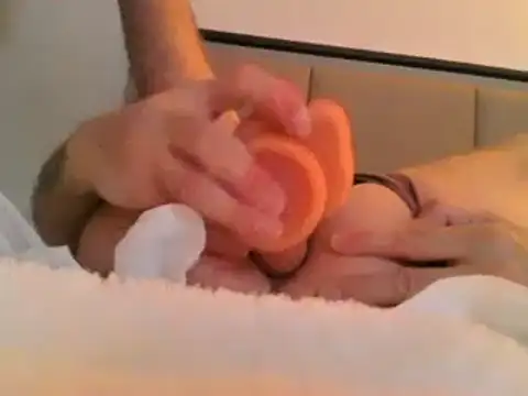 sissysallyd86 online show from April 16, 2:11 am