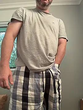 chubbylittlesecret online show from April 3, 8:38 pm