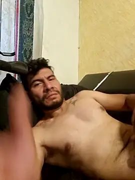 boyp3netrat0r online show from April 24, 11:01 am