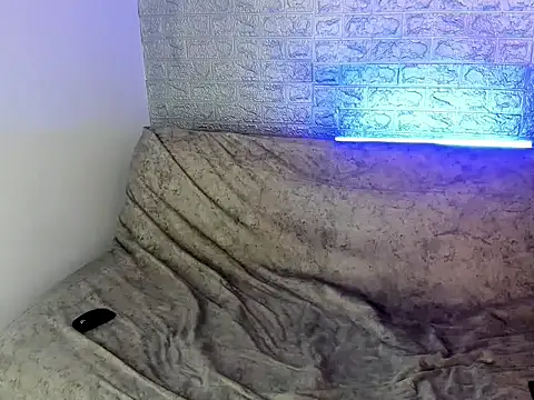 ValentinoGill online show from March 23, 9:54 pm