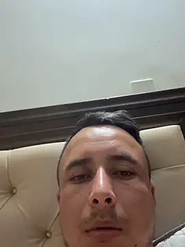 Yonatancorr online show from February 24, 3:18 am