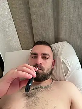 VANYA1997 online show from April 14, 9:09 am