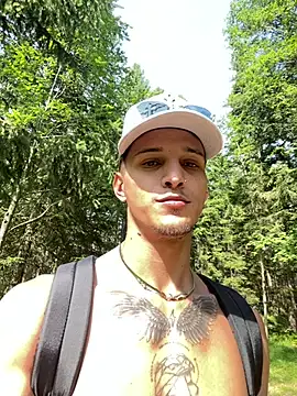 AdamsDvi online show from July 16, 2:35 pm