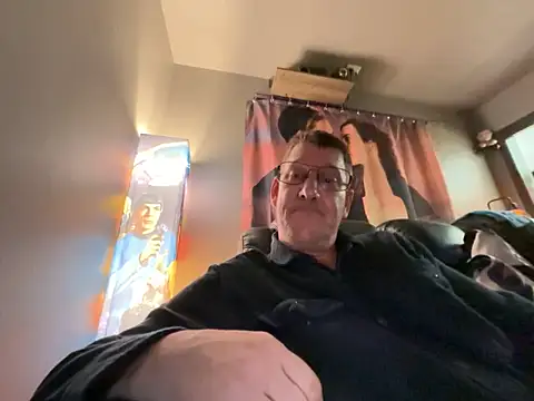 MinnesotaLovingHeart75 online show from March 10, 12:27 am