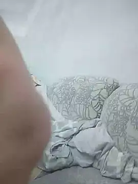 wanggang880903 online show from April 5, 5:20 pm