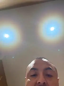 alexandeerr1986 online show from April 14, 9:25 pm