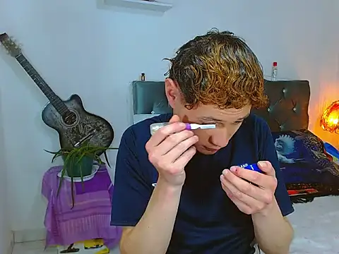  Santi2 online show from April 18, 3:52 am