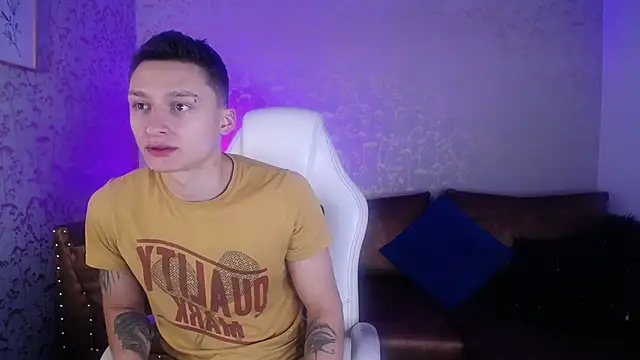 DIEGO JONES online show from April 14, 1:22 pm