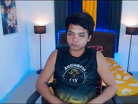 IANhARDfUcker online show from March 13, 4:09 am