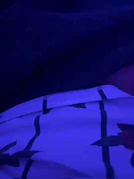 crossroad25 online show from April 3, 8:33 am