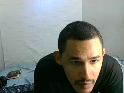 luriel21 online show from March 27, 5:22 am