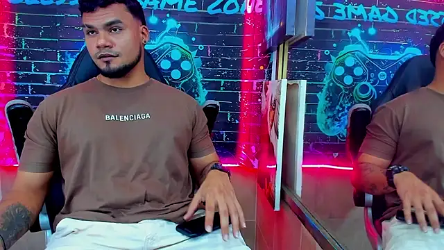 Dereck jackson  online show from March 9, 8:25 pm