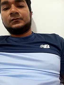 NuttyOverlord online show from March 10, 4:13 pm