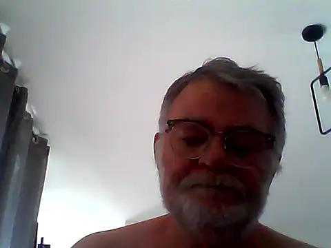 oura online show from May 26, 7:59 am