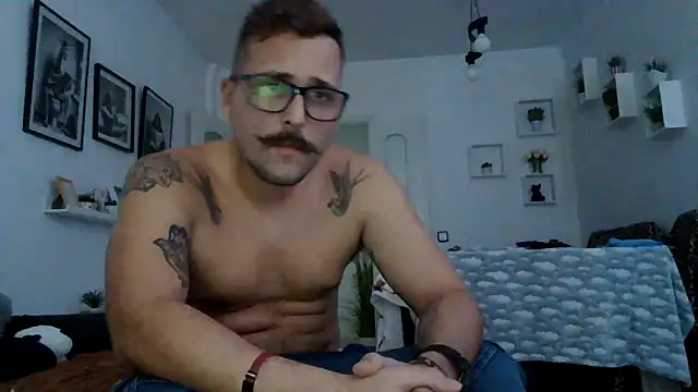 yanick931 online show from April 22, 3:39 pm