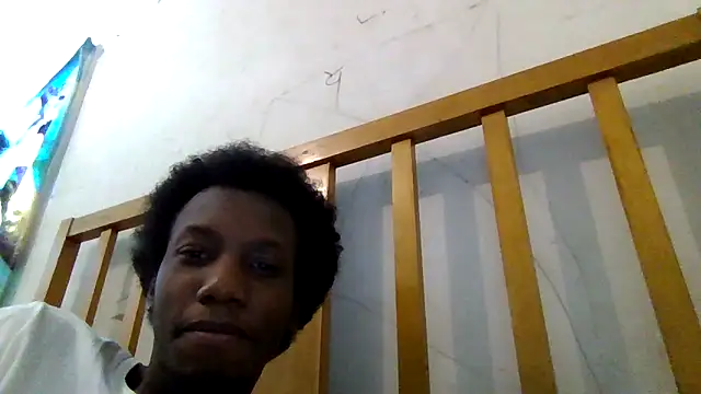 zacharyandrews778 online show from May 14, 6:28 pm