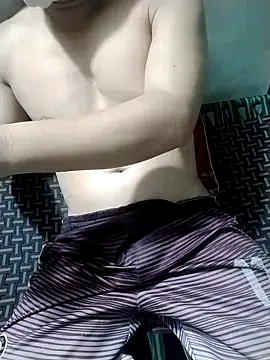 soigia35 online show from March 13, 1:08 pm