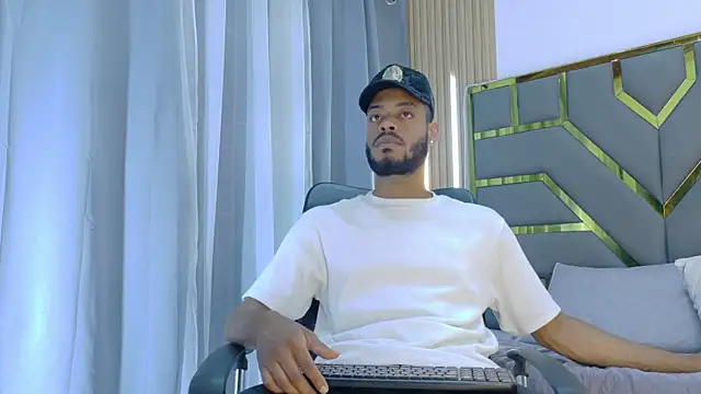 Oliver bigblack cock online show from March 20, 8:12 pm