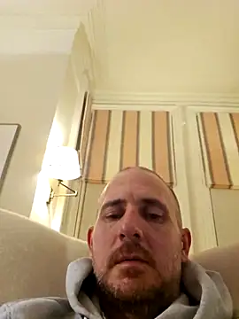 dufatcock online show from March 25, 10:58 pm