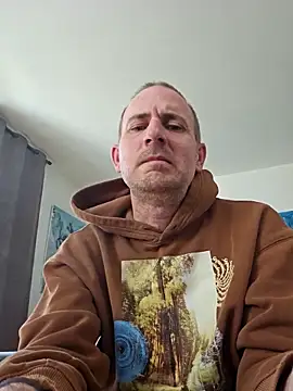 dufatcock online show from April 19, 9:31 am