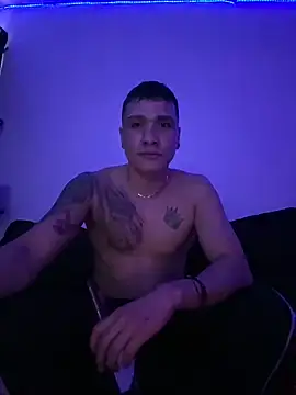 vergNXXL online show from March 15, 12:07 am