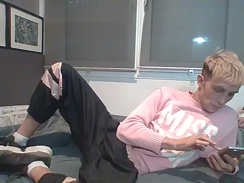 victororange online show from March 16, 3:05 pm